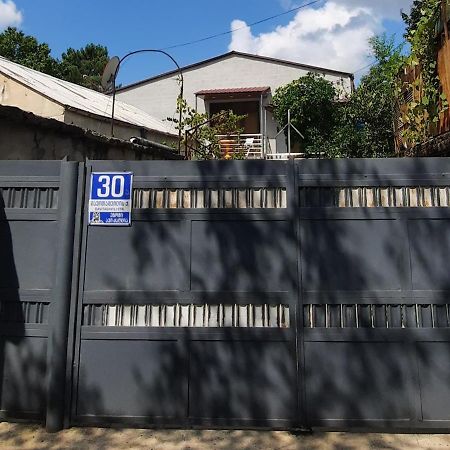 Victoria Guesthouse Κουτάισι Εξωτερικό φωτογραφία