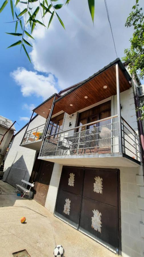 Victoria Guesthouse Κουτάισι Εξωτερικό φωτογραφία